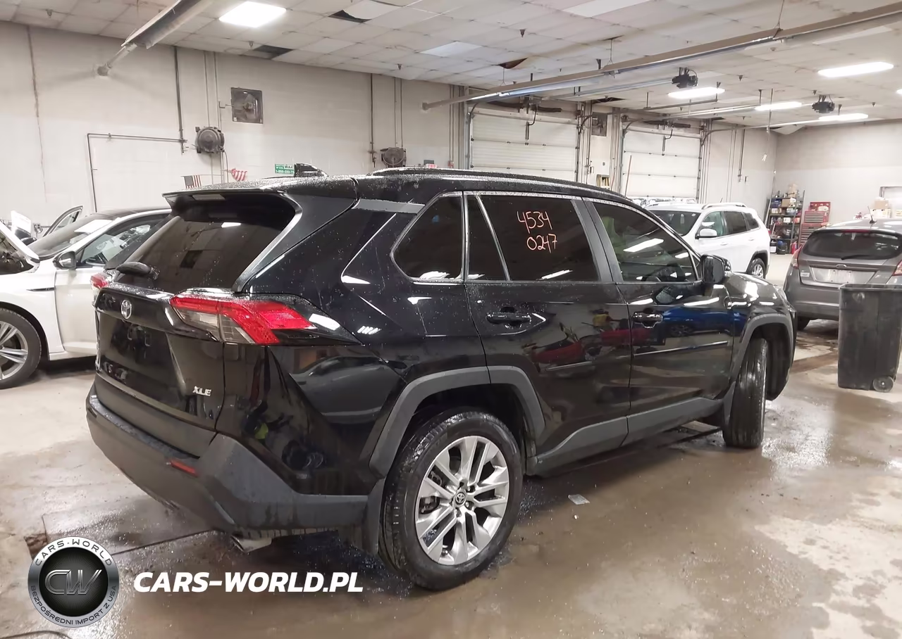 2024 Toyota Rav4 Xle Premium VIN:2T3C1RFV3RC278354 - 4
