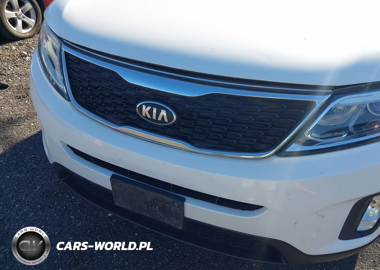 2015 Kia Sorento Lx VIN:5XYKTCA63FG606657 - 6