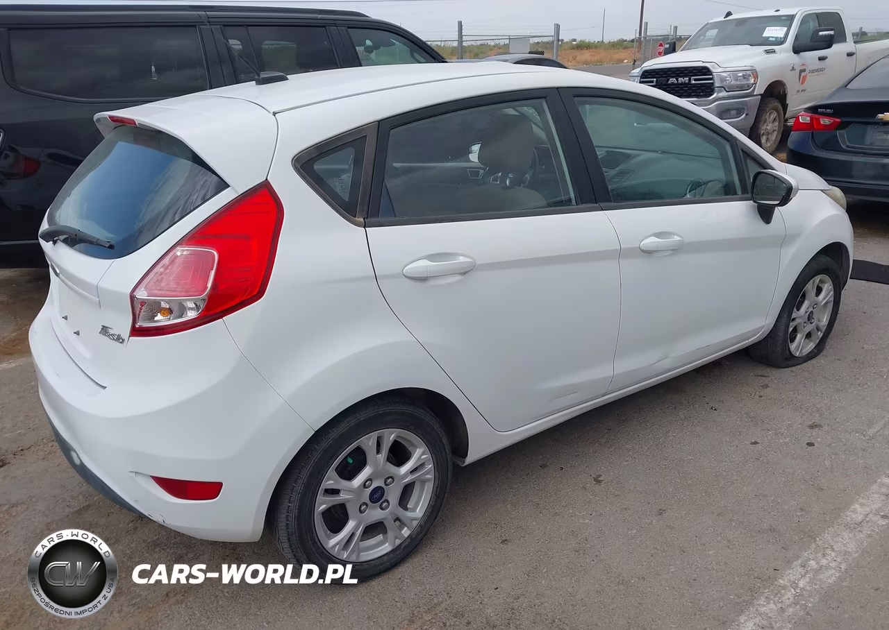 2016 Ford Fiesta Se VIN:3FADP4EJ3GM151157 - 4