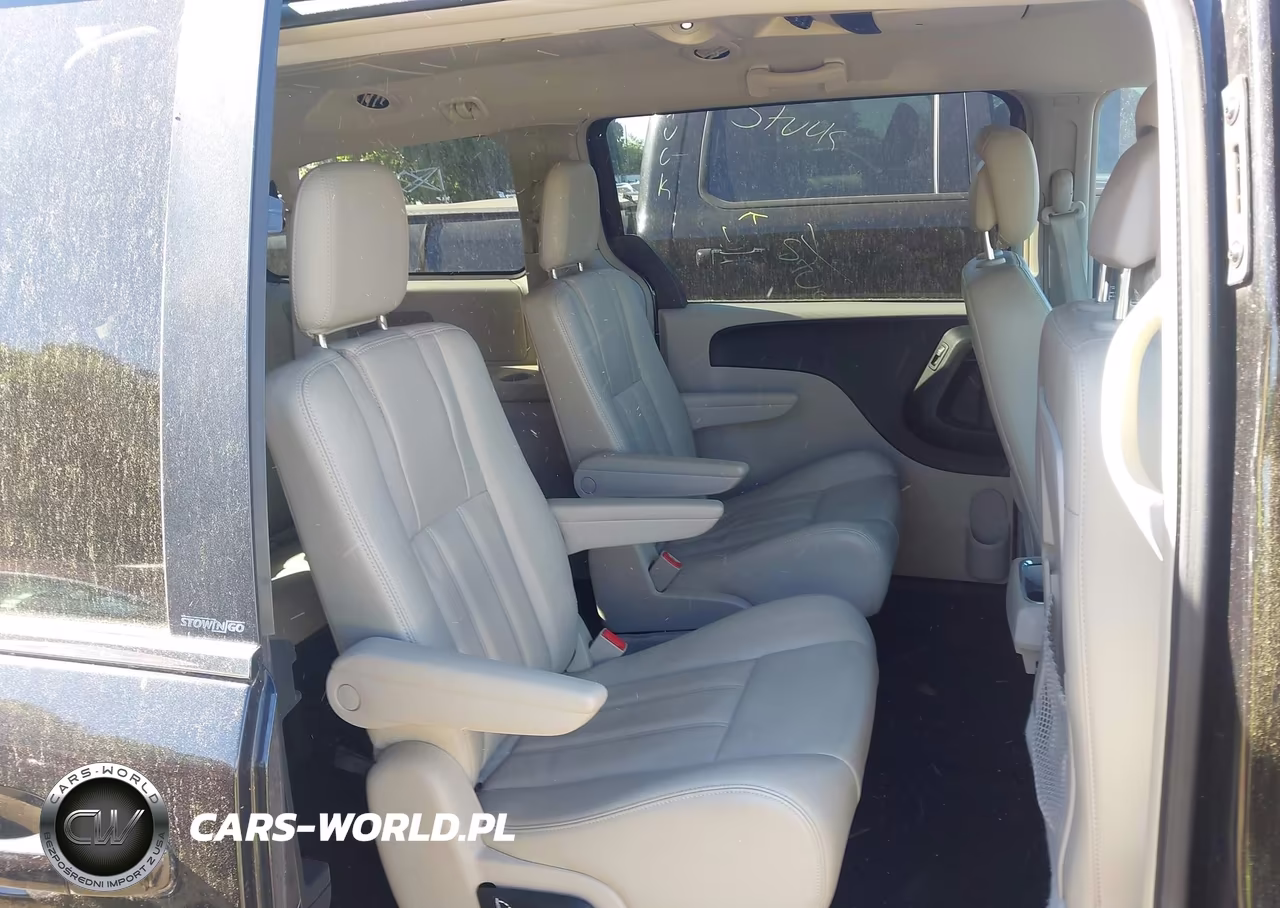 2013 Chrysler Town & Country Touring VIN:2C4RC1BG1DR682669 - 8