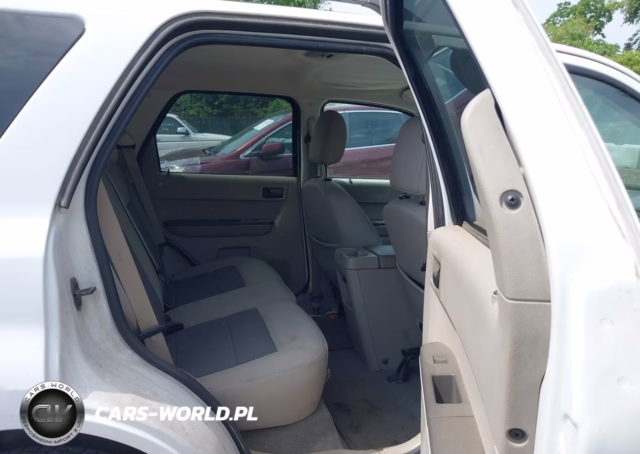 2008 Ford Escape Xlt VIN:1FMCU03118KC97443 - 8