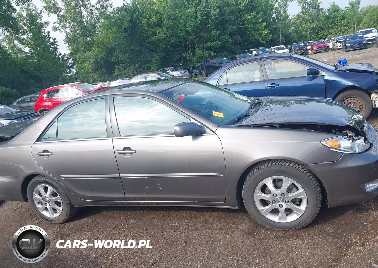 2005 Toyota Camry Xle VIN:4T1BE30K85U944864 - 13