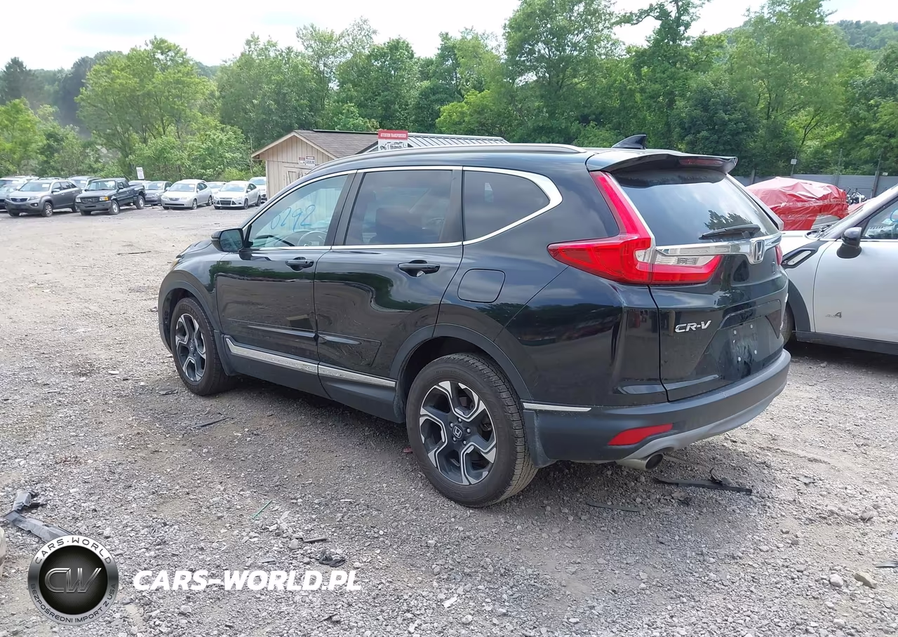 2018 Honda Cr-V Touring VIN:7FARW2H90JE045628 - 3