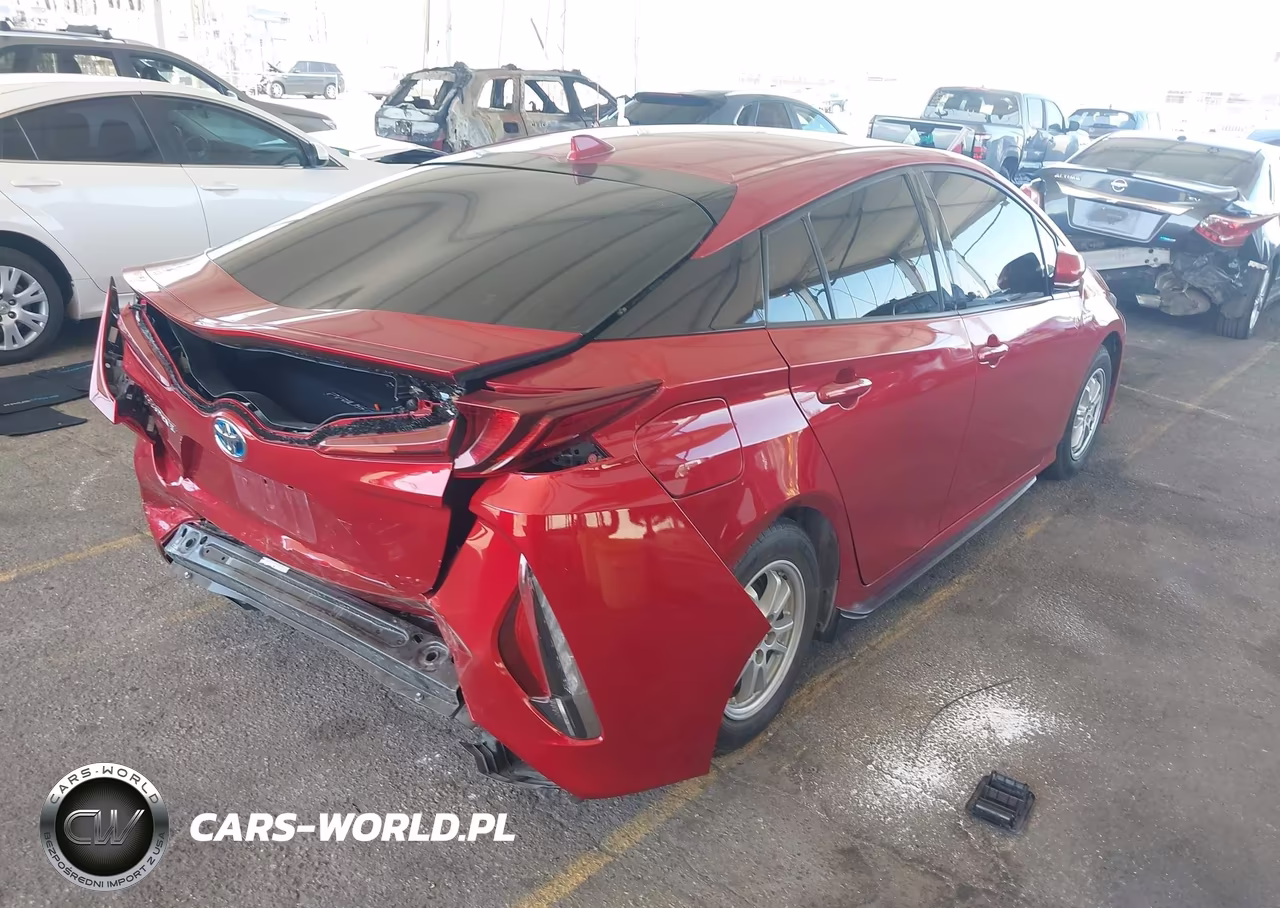 2017 Toyota Prius Prime Premium VIN:JTDKARFP1H3059079 - 4
