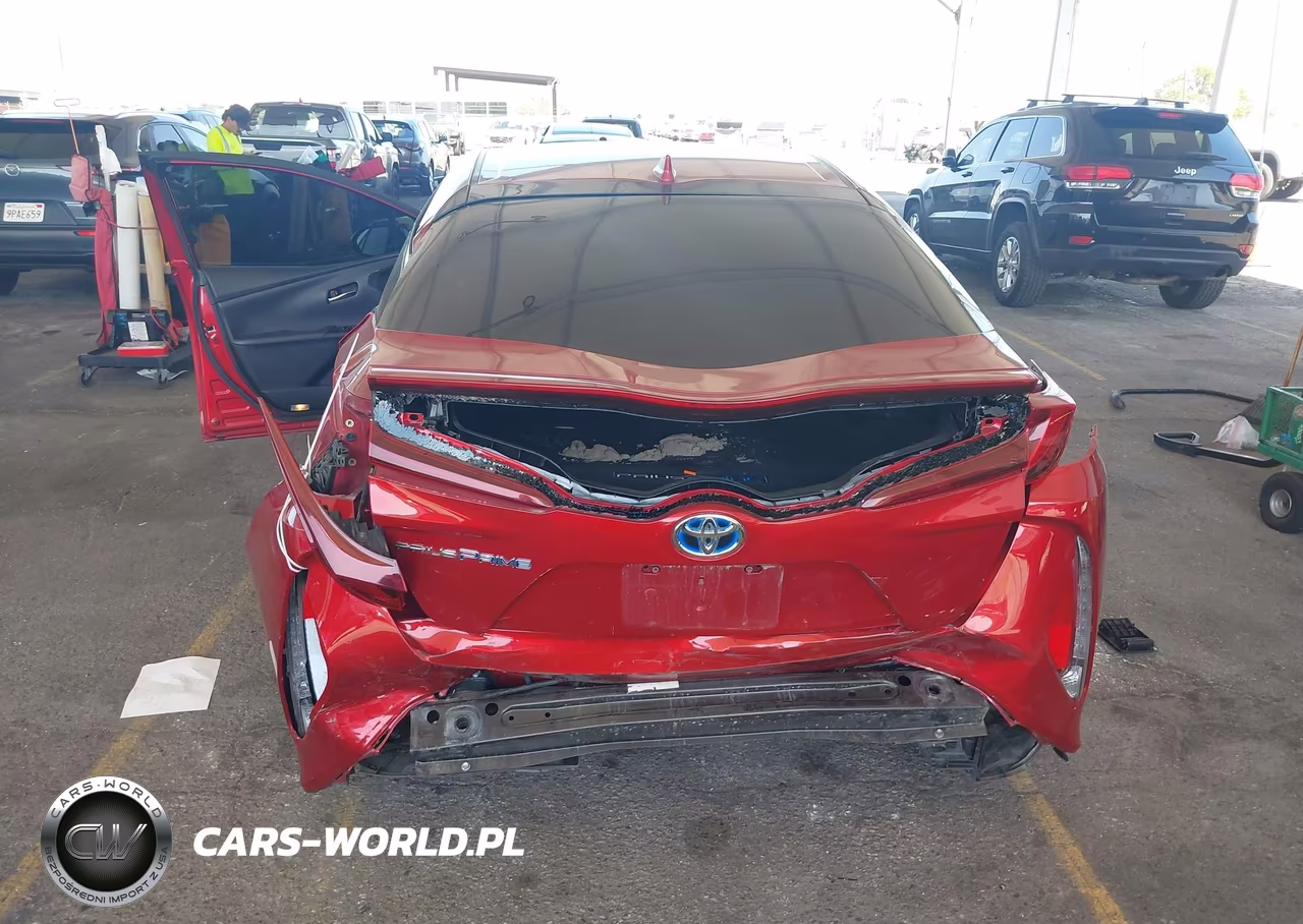 2017 Toyota Prius Prime Premium VIN:JTDKARFP1H3059079 - 6