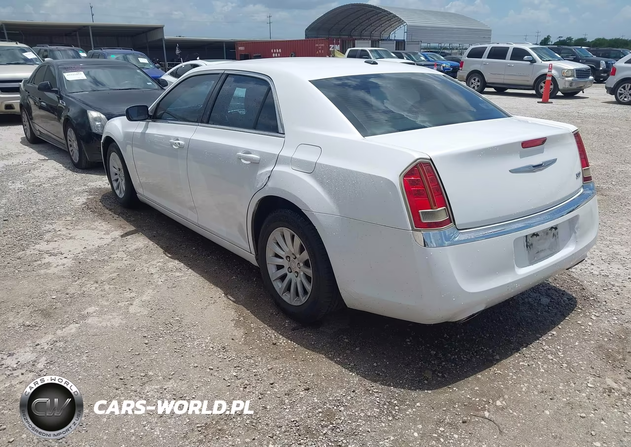 2012 Chrysler 300 VIN:2C3CCAAG4CH312672 - 3