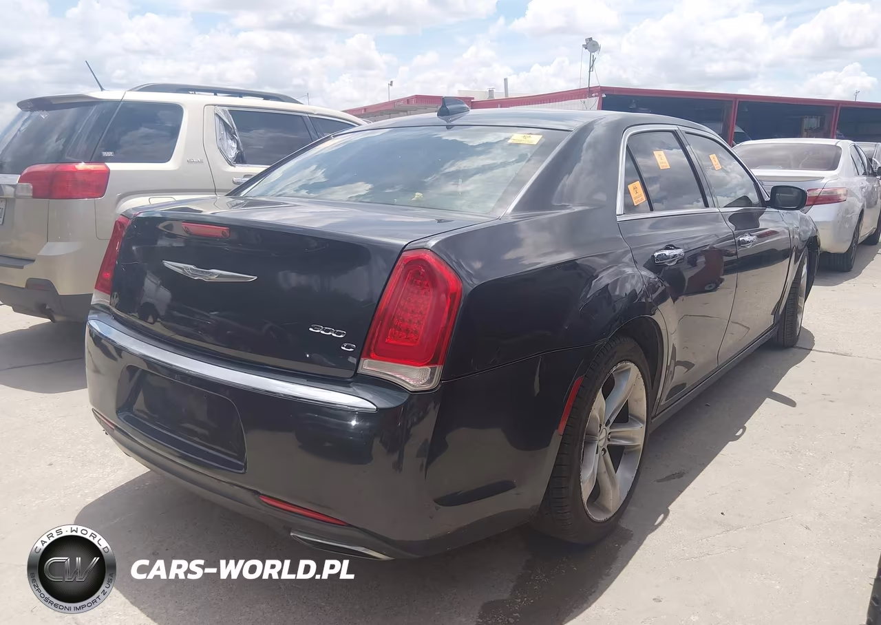 2017 Chrysler 300C VIN:2C3CCAEG4HH552273 - 4