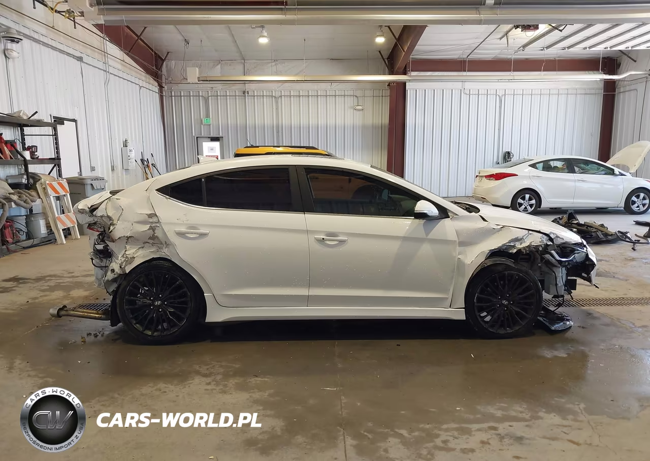 2017 Hyundai Elantra Sport VIN:KMHD04LB1HU347777 - 13