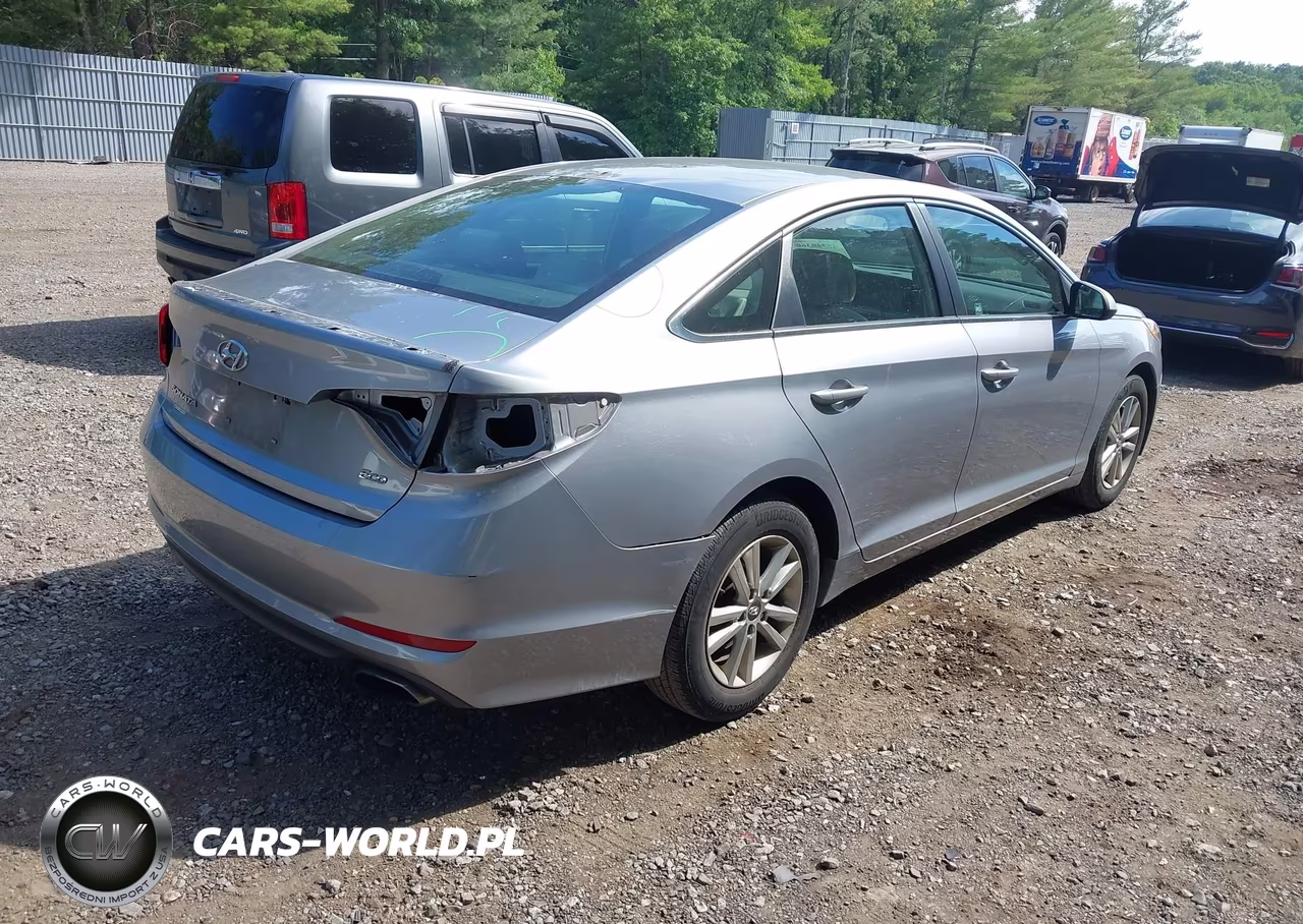 2017 Hyundai Sonata Eco VIN:5NPE24AA8HH451450 - 4