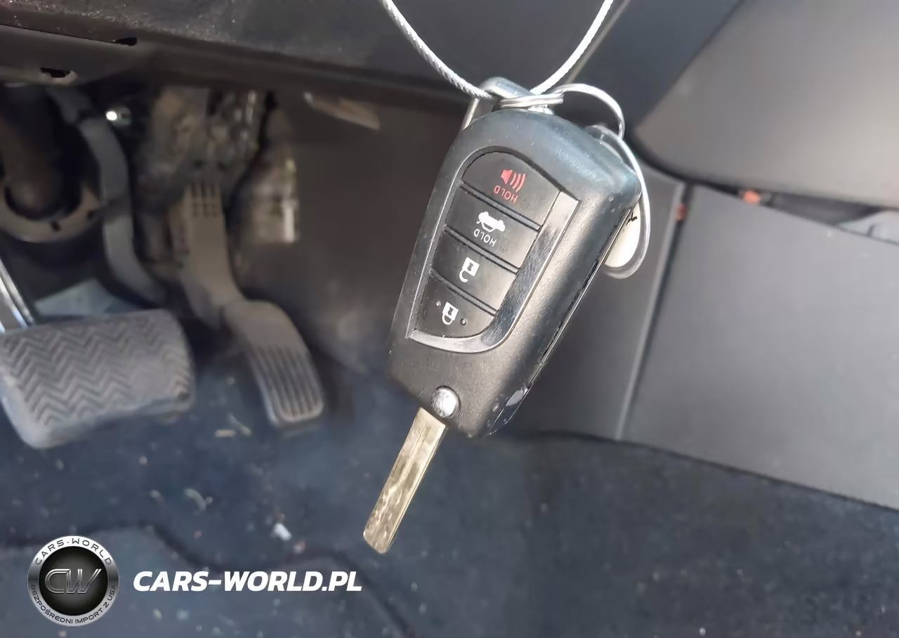 2021 Toyota Corolla Le VIN:JTDEPMAEXMJ145260 - 11