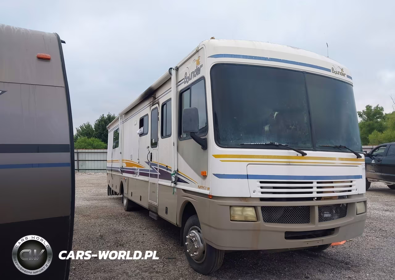 2003 Workhorse Custom Chassis Motorhome Chassis W22