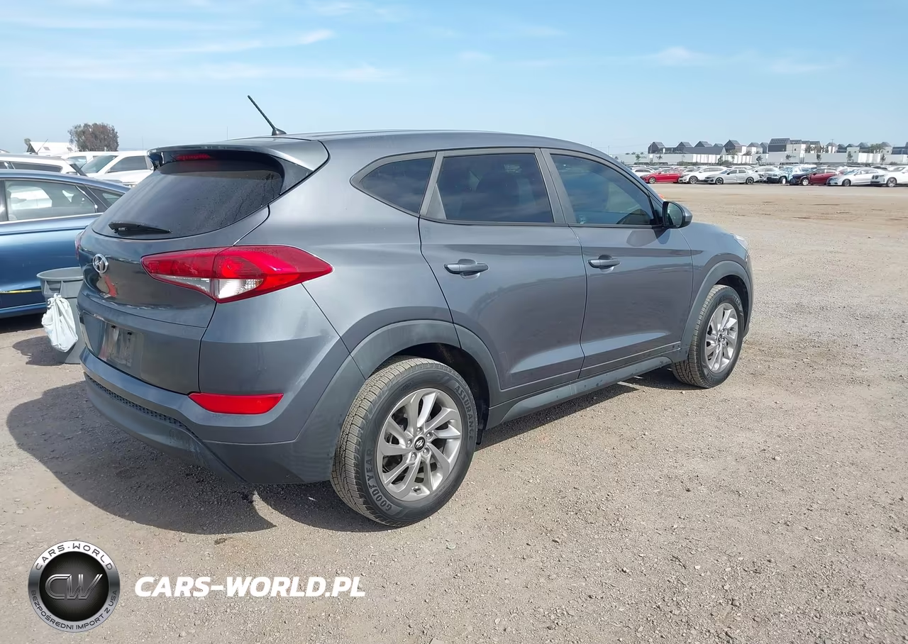 2018 Hyundai Tucson Se VIN:KM8J23A41JU682653 - 4