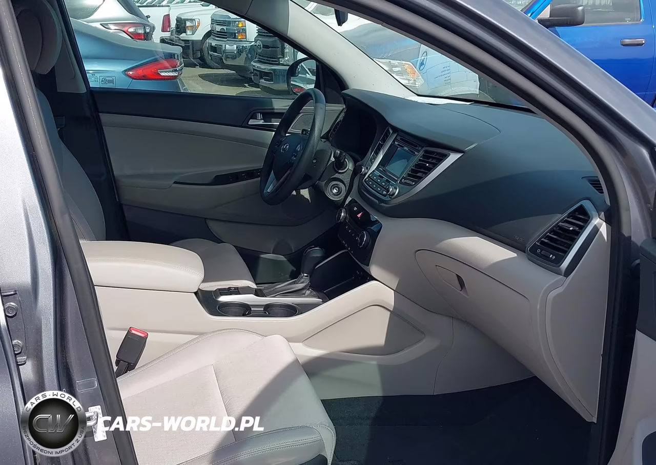 2018 Hyundai Tucson Se VIN:KM8J23A41JU682653 - 5