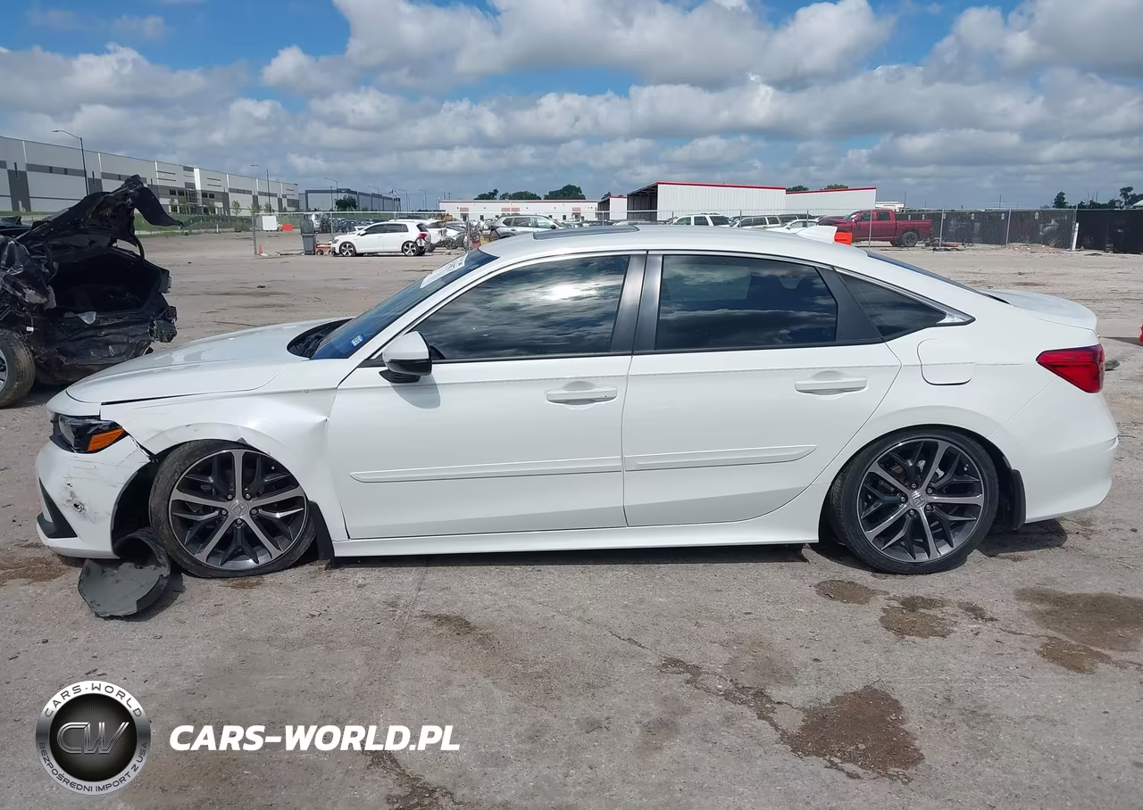 2024 Honda Civic Touring VIN:2HGFE1F92RH321717 - 14