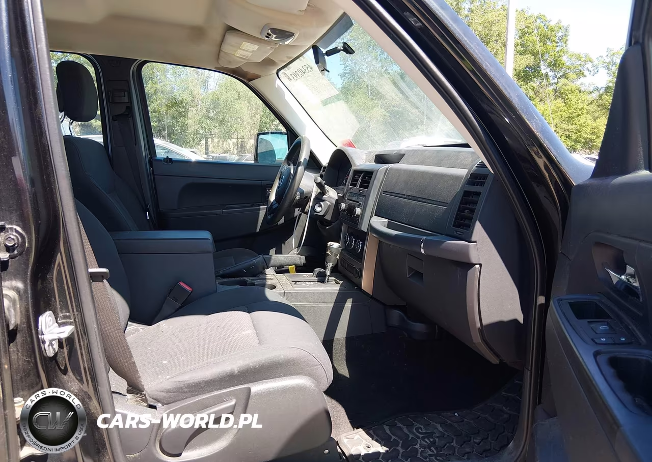 2012 Jeep Liberty Sport VIN:1C4PJMAK8CW111206 - 5