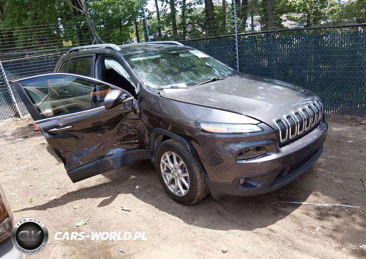 2015 Jeep Cherokee Latitude – zdjęcie 1 z 16
