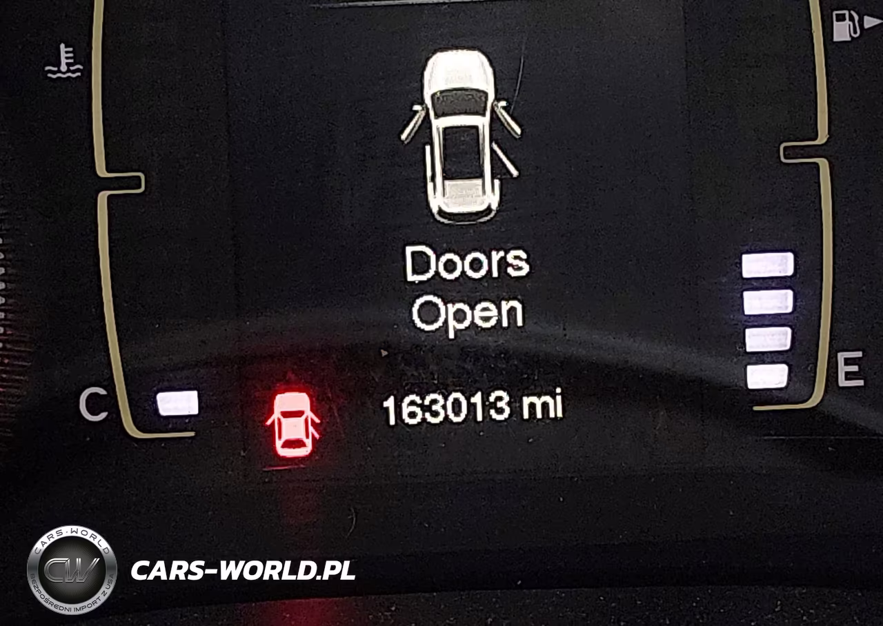 2015 Jeep Cherokee Latitude VIN:1C4PJMCS5FW504873 - 15