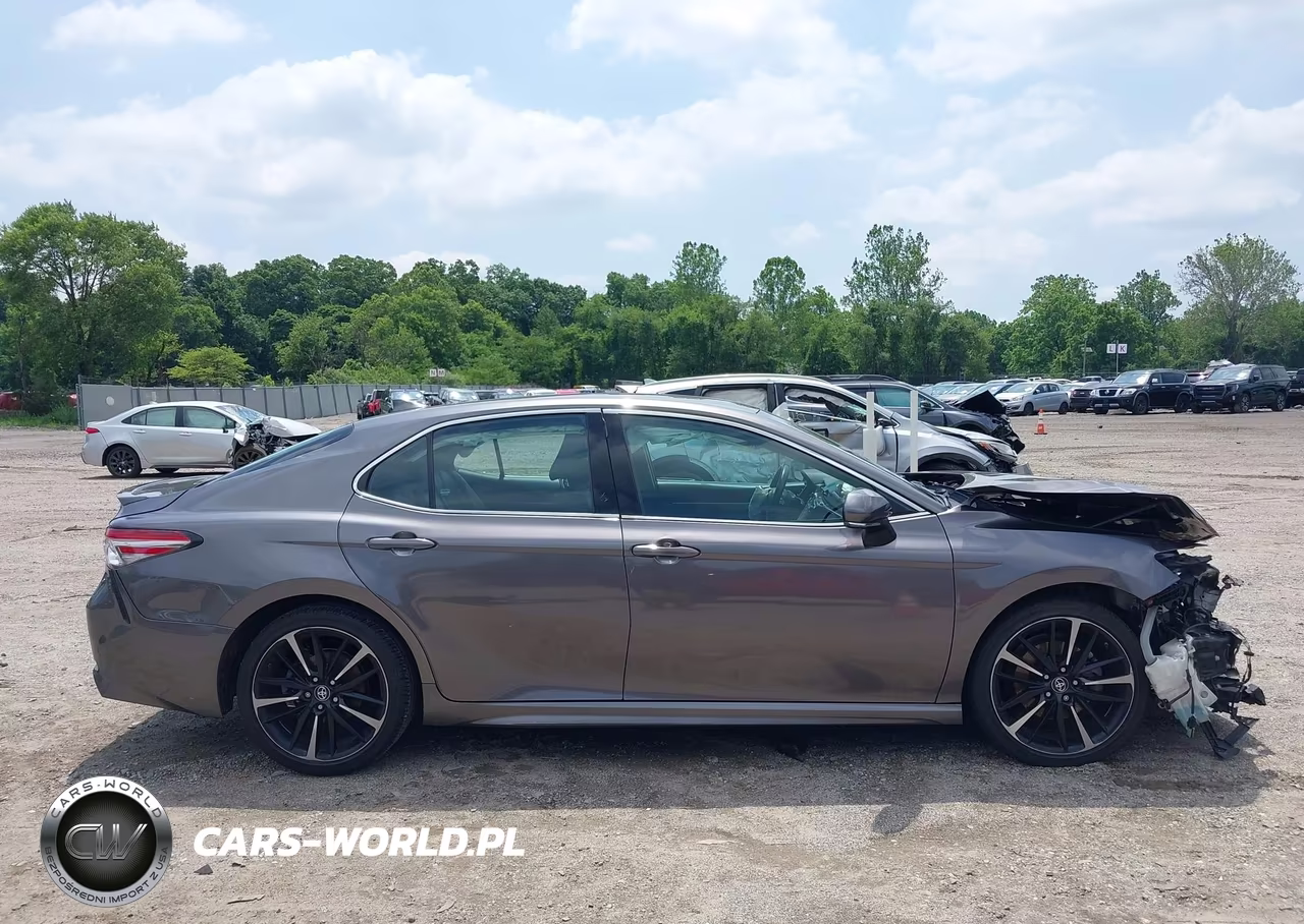 2019 Toyota Camry Xse VIN:4T1B61HK1KU822039 - 14