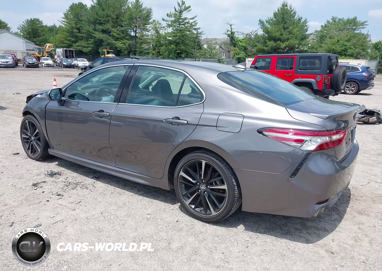 2019 Toyota Camry Xse VIN:4T1B61HK1KU822039 - 3
