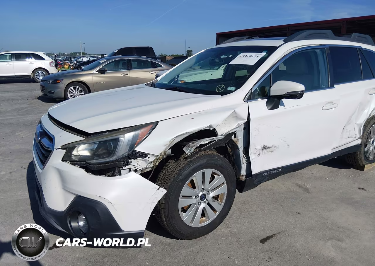 2019 Subaru Outback 2.5I Premium VIN:4S4BSAHC2K3282114 - 6