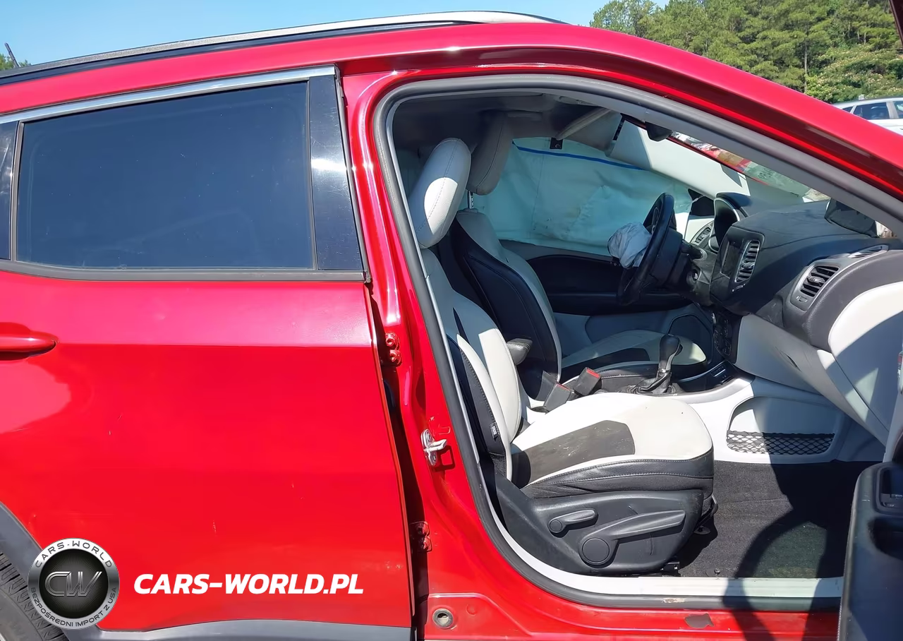 2019 Jeep Compass Sun And Wheel Fwd VIN:3C4NJCBB5KT750535 - 5