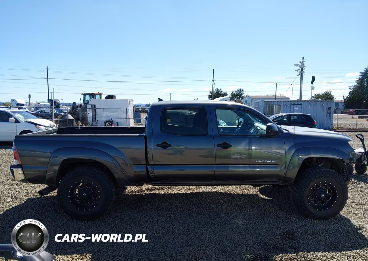 2015 Toyota Tacoma Base V6 VIN:3TMMU4FN8FM080685 - 14