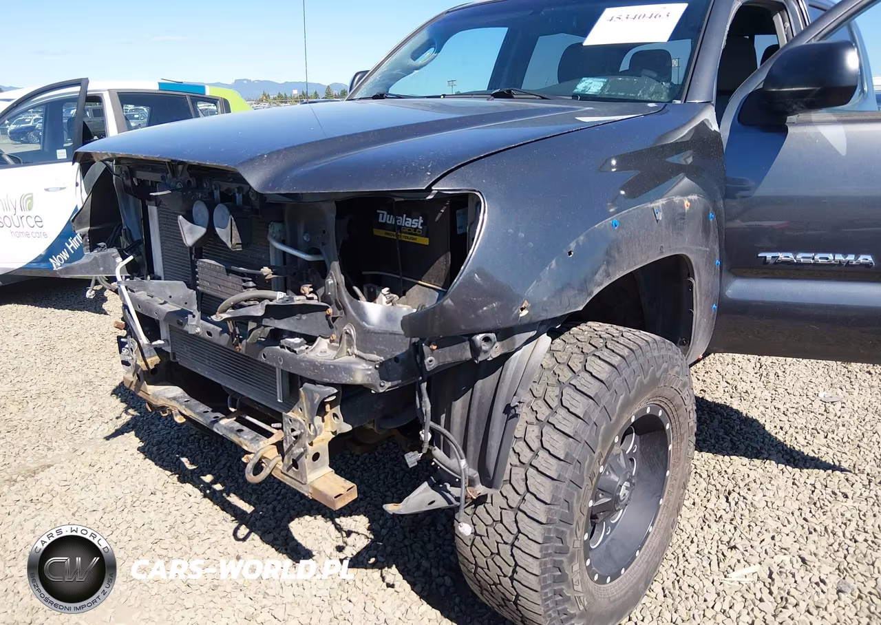 2015 Toyota Tacoma Base V6 VIN:3TMMU4FN8FM080685 - 19
