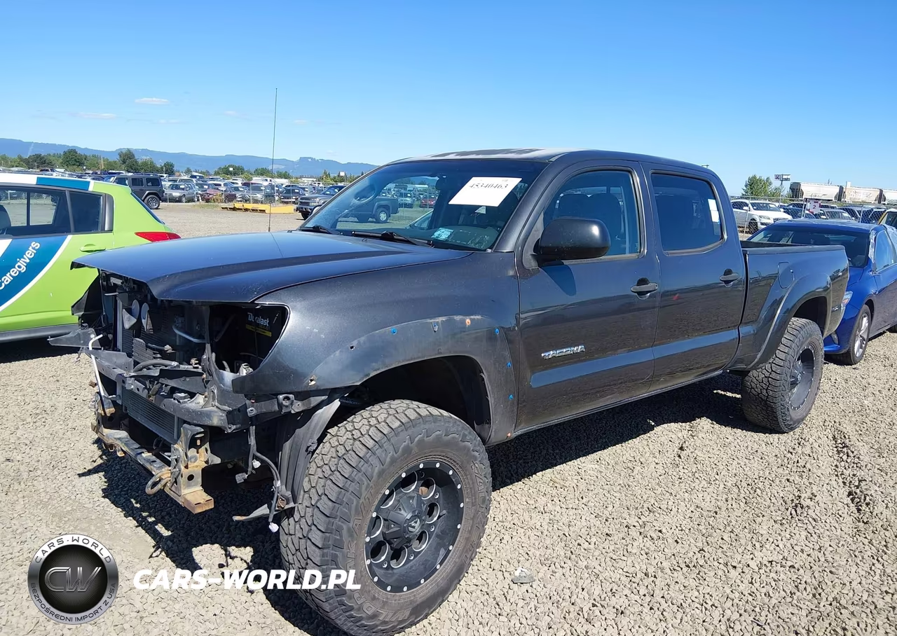 2015 Toyota Tacoma Base V6 VIN:3TMMU4FN8FM080685 - 2