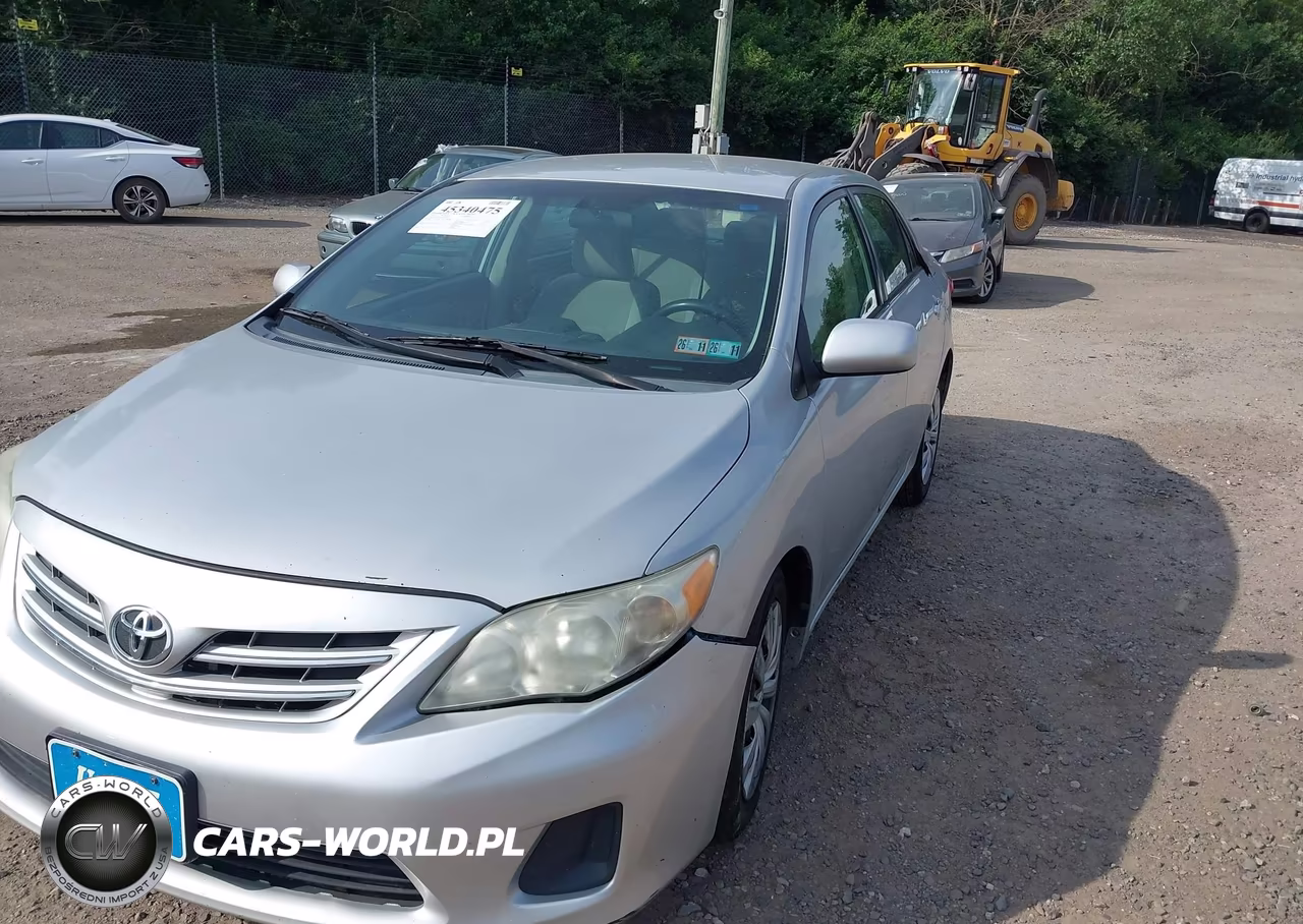 2013 Toyota Corolla Le VIN:2T1BU4EE6DC951193 - 2