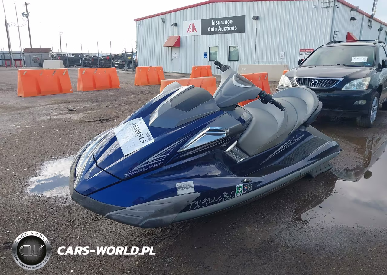 2011 Yamaha Fx Cruiser VIN:YAMA1300F111 - 2