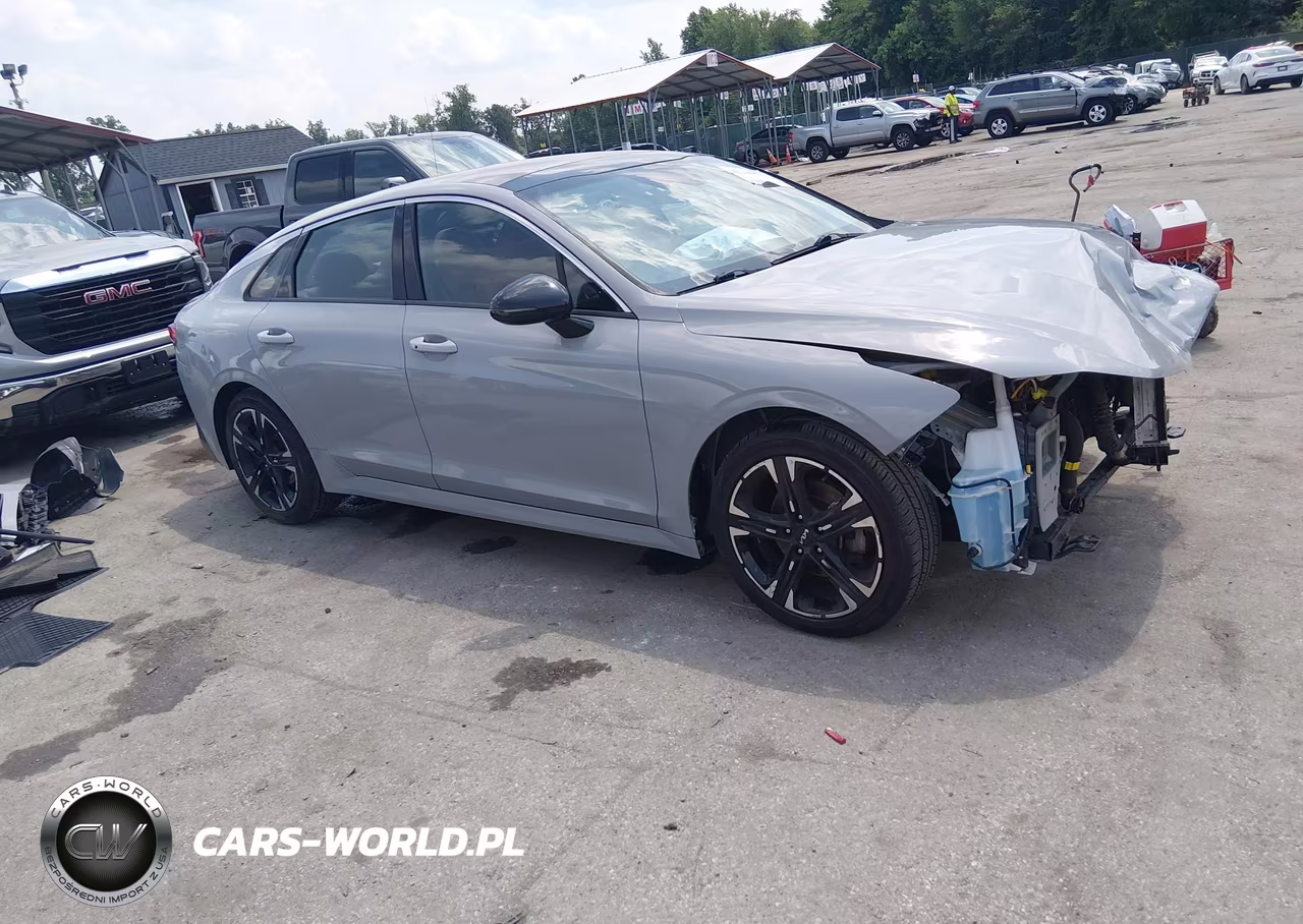 2022 Kia K5 Gt-Line – zdjęcie 1 z 17