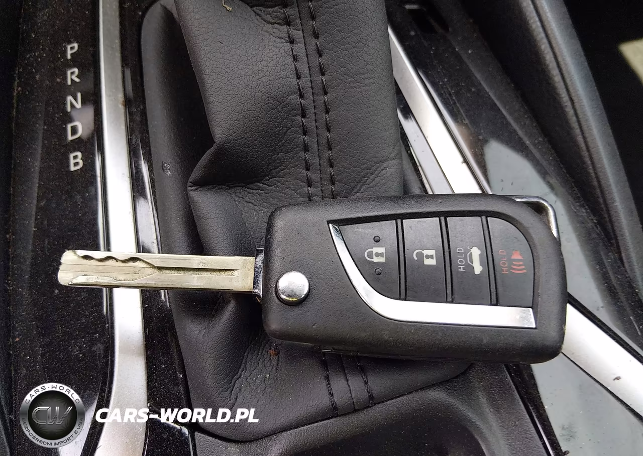 2021 Toyota Corolla Le VIN:JTDEPMAEXMJ132668 - 11
