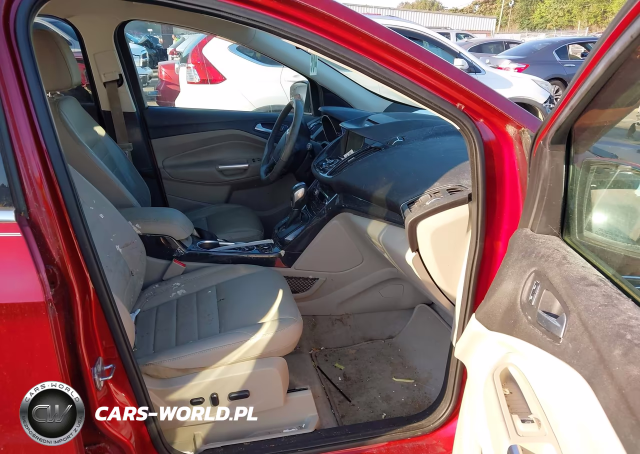 2015 Ford Escape Titanium VIN:1FMCU0J92FUA98797 - 5