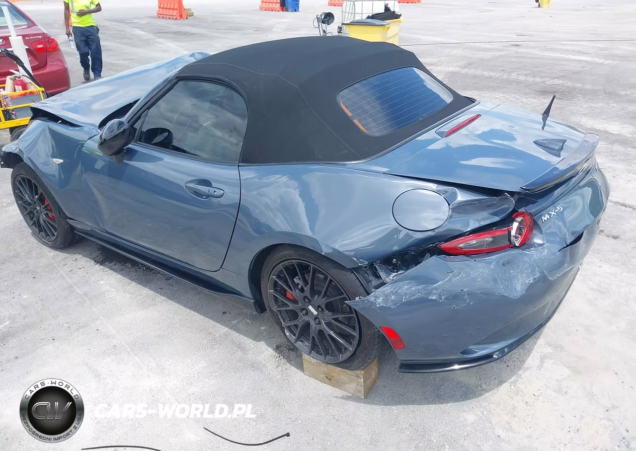 2021 Mazda Mx-5 Miata Club VIN:JM1NDAC78M0454270 - 3