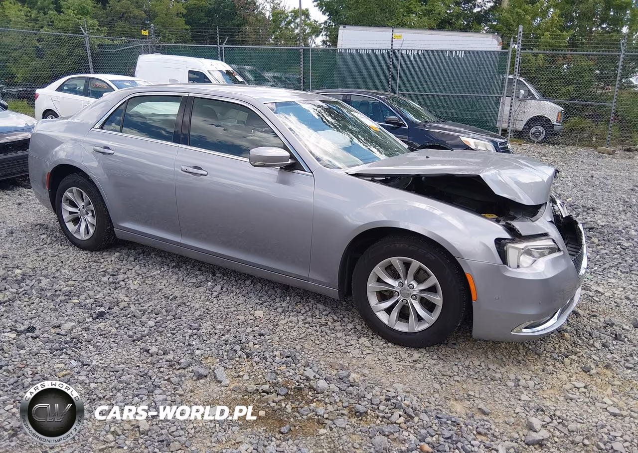 2015 Chrysler 300 Limited – zdjęcie 1 z 16