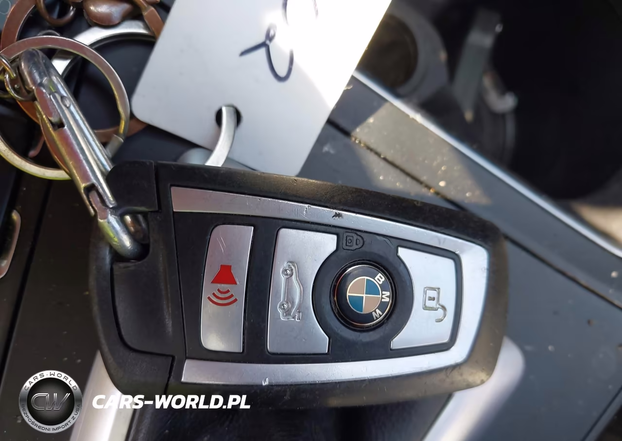 2018 BMW 330I VIN:WBA8B9G57JNU95821 - 11