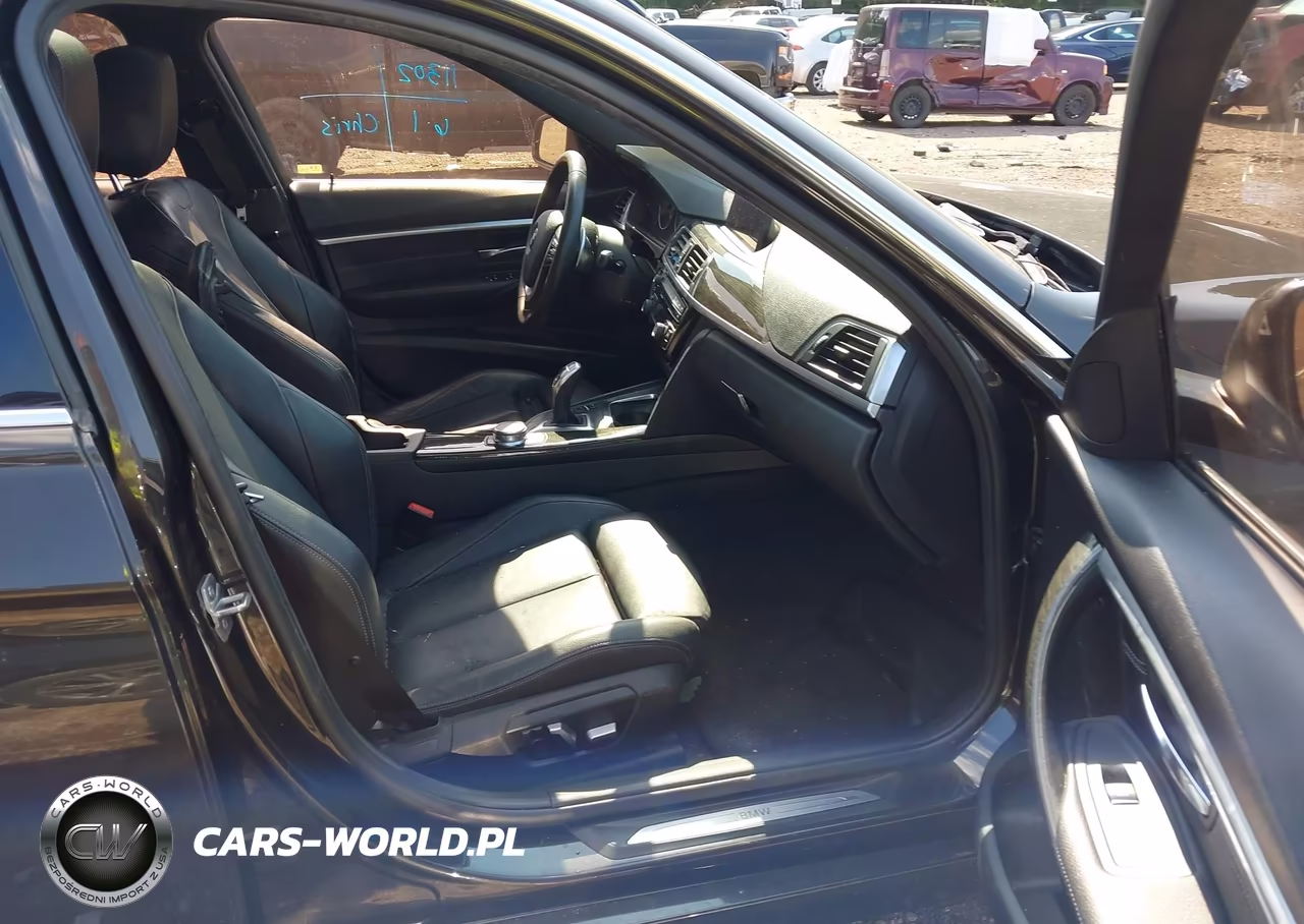 2018 BMW 330I VIN:WBA8B9G57JNU95821 - 5