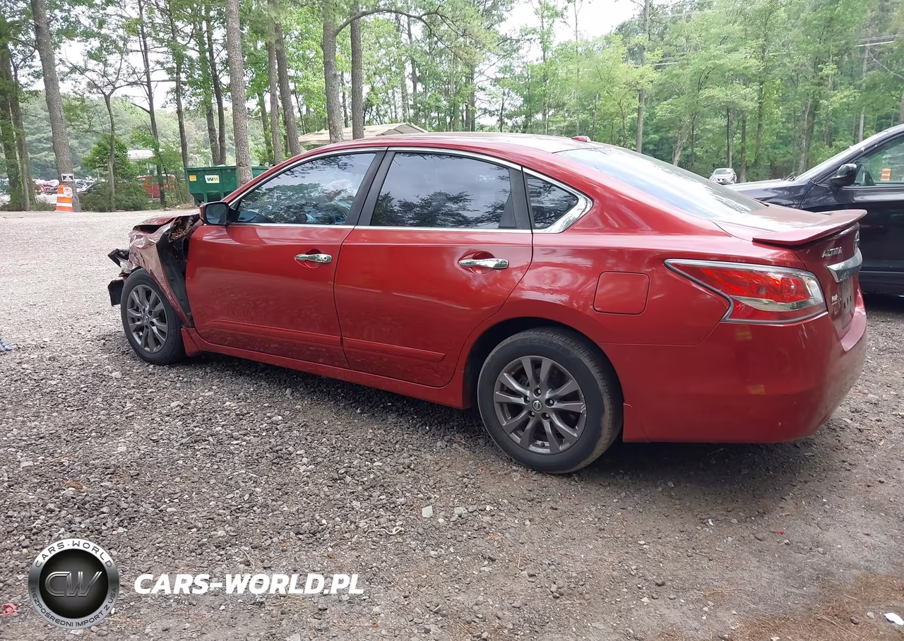 2015 Nissan Altima 2.5 S VIN:1N4AL3AP6FC580635 - 3