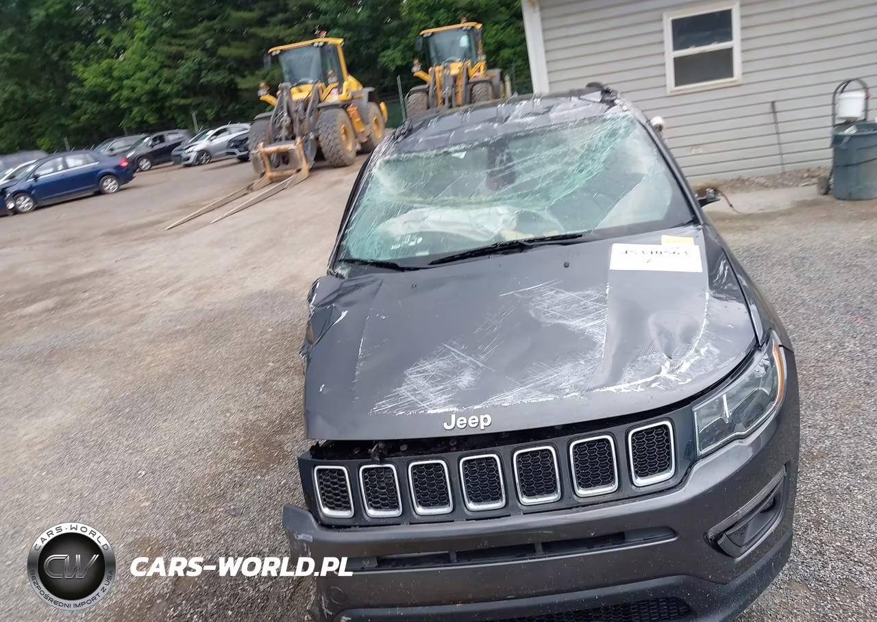 2018 Jeep Compass Latitude 4X4 VIN:3C4NJDBB4JT201414 - 6