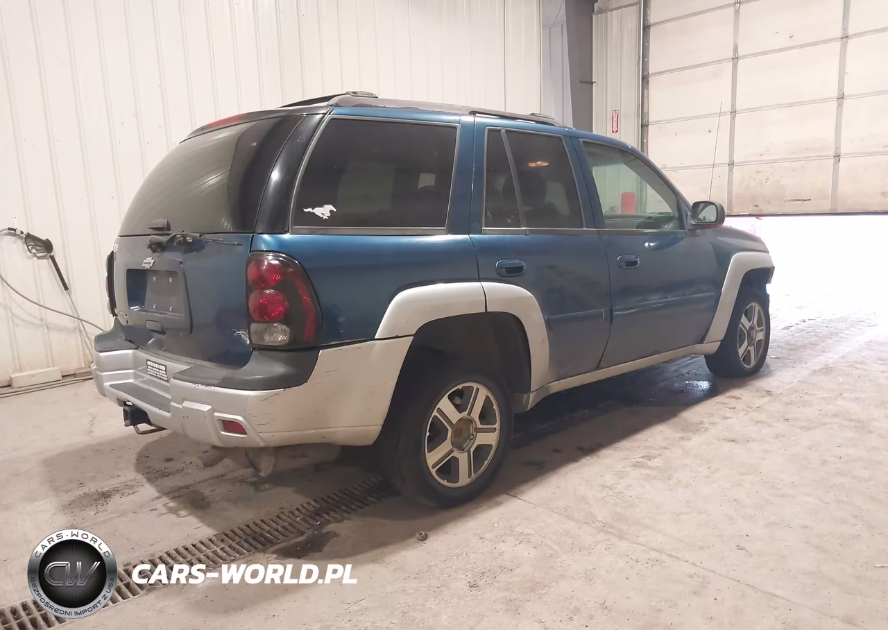 2005 Chevrolet Trailblazer Lt VIN:1GNDT13S252384667 - 4