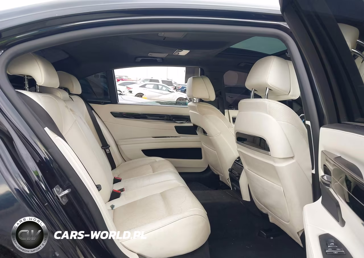 2015 BMW 750Li VIN:WBAYE8C51FD781054 - 8