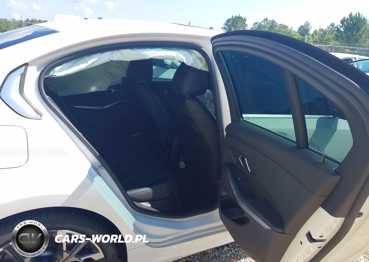 2025 BMW 330I VIN:3MW69CW04S8F10883 - 8