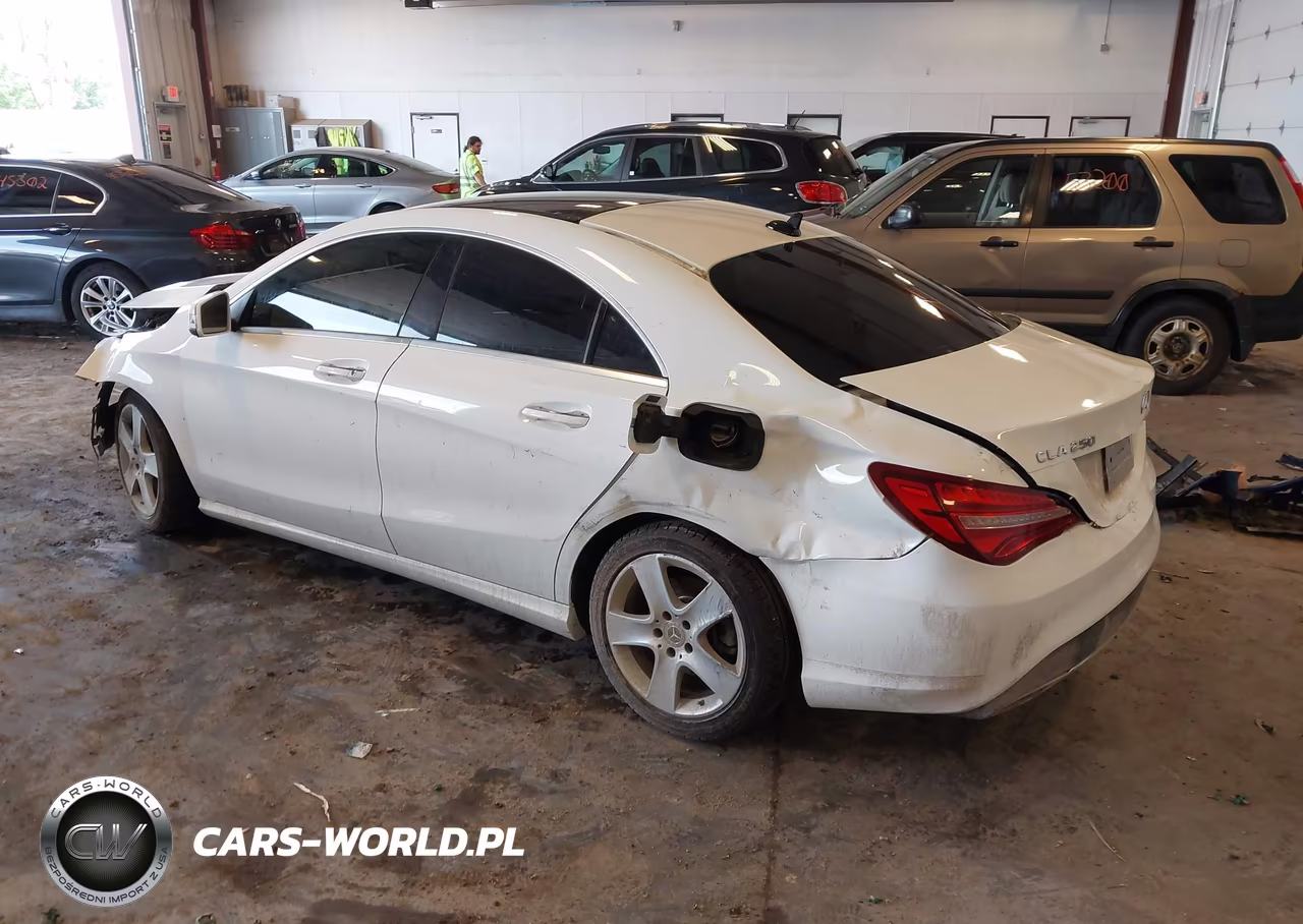 2018 Mercedes-Benz Cla 250 4Matic VIN:WDDSJ4GB7JN593256 - 3