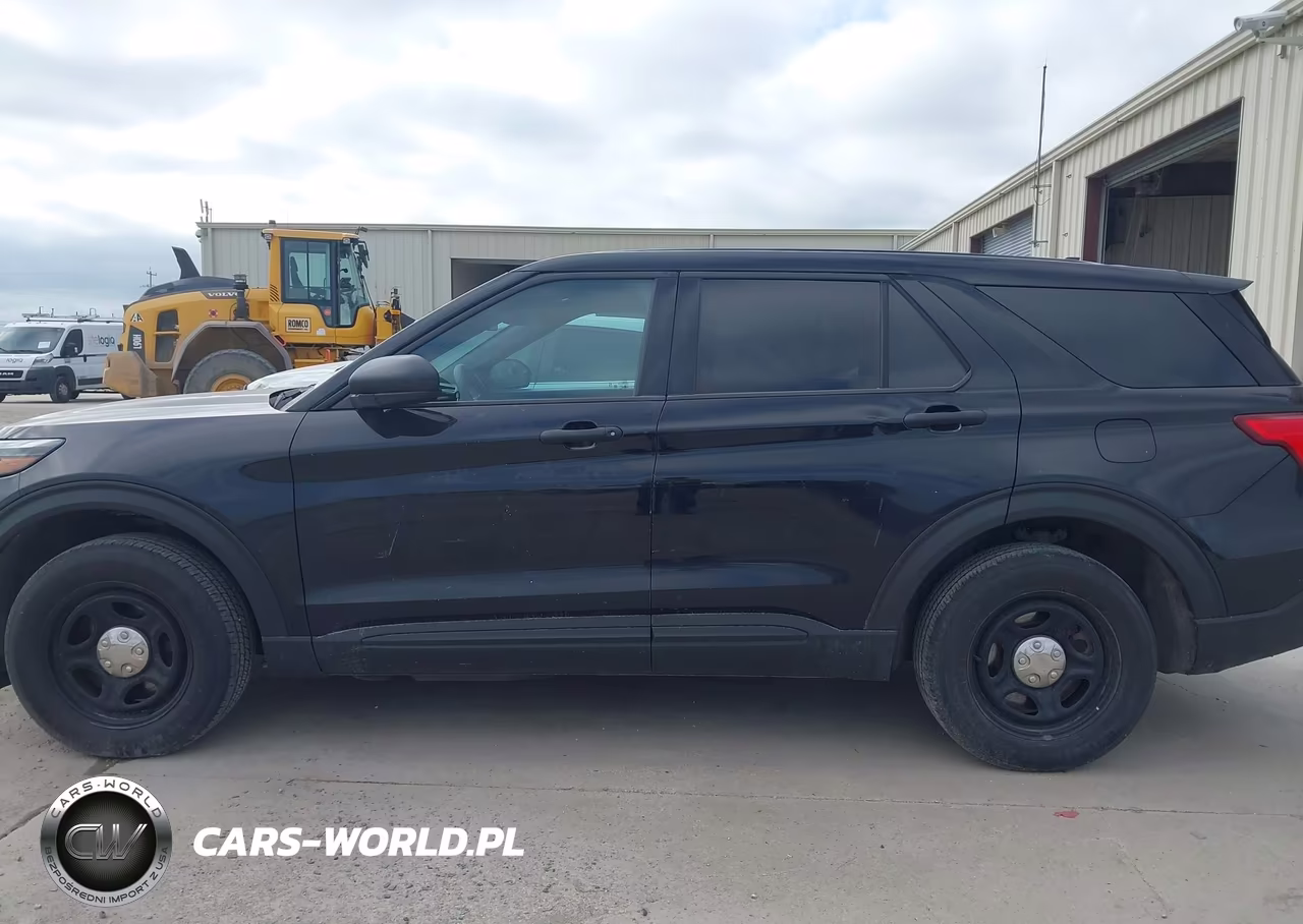 2022 Ford Police Interceptor Utility VIN:1FM5K8AB2NGA31212 - 14