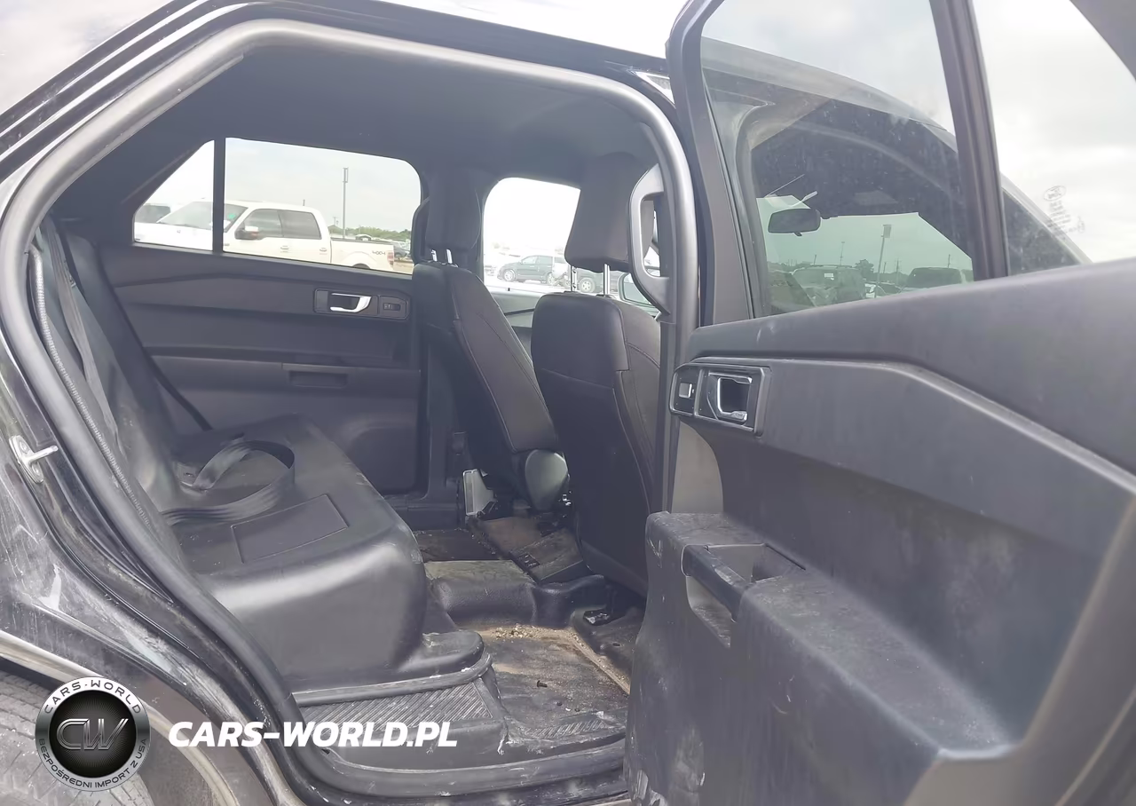 2022 Ford Police Interceptor Utility VIN:1FM5K8AB2NGA31212 - 8