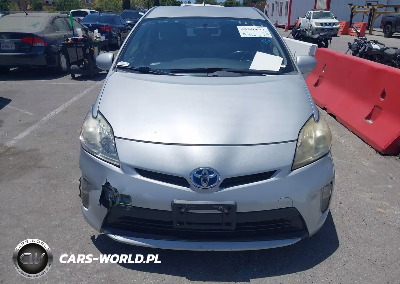 2014 Toyota Prius Two VIN:JTDKN3DU1E0381342 - 12