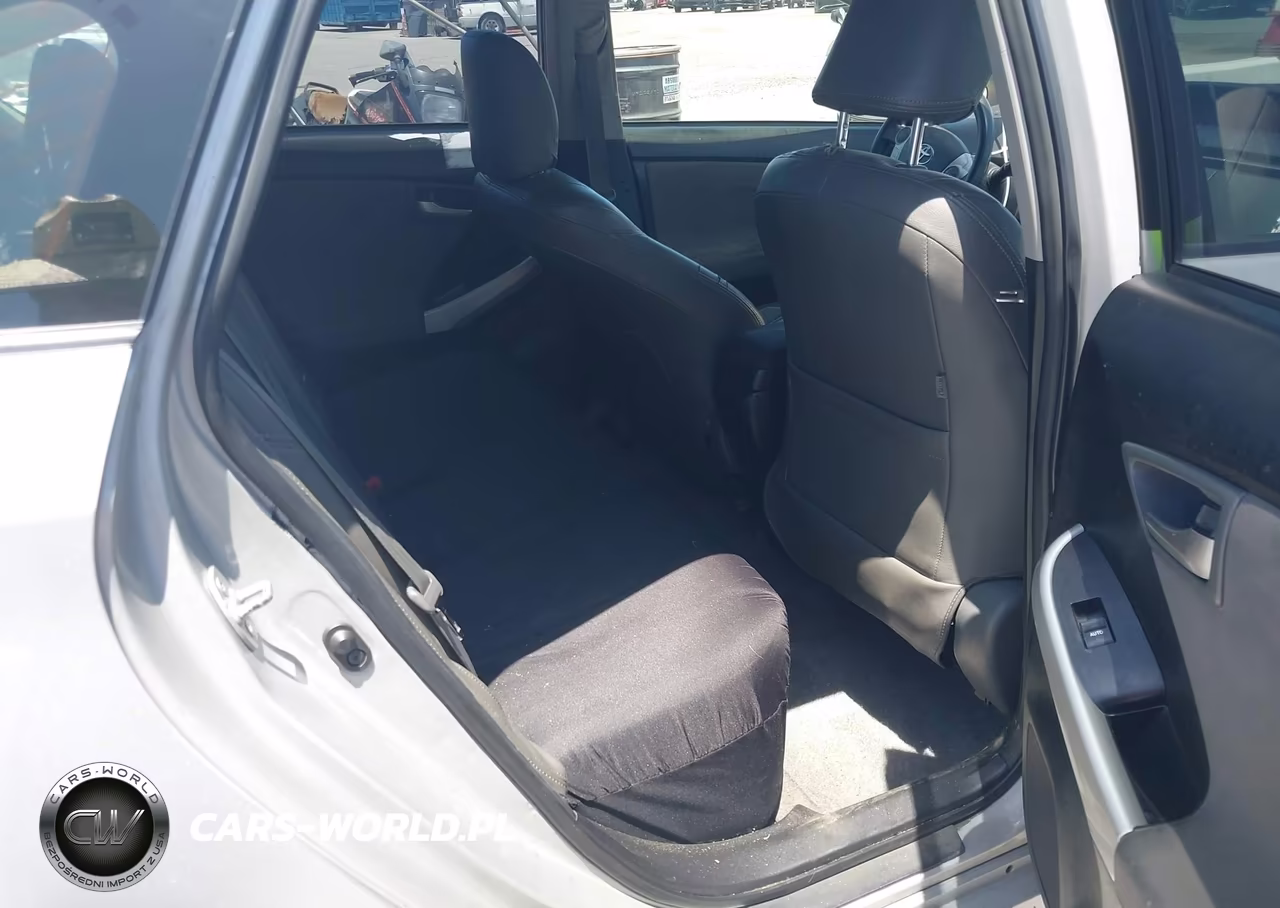 2014 Toyota Prius Two VIN:JTDKN3DU1E0381342 - 8