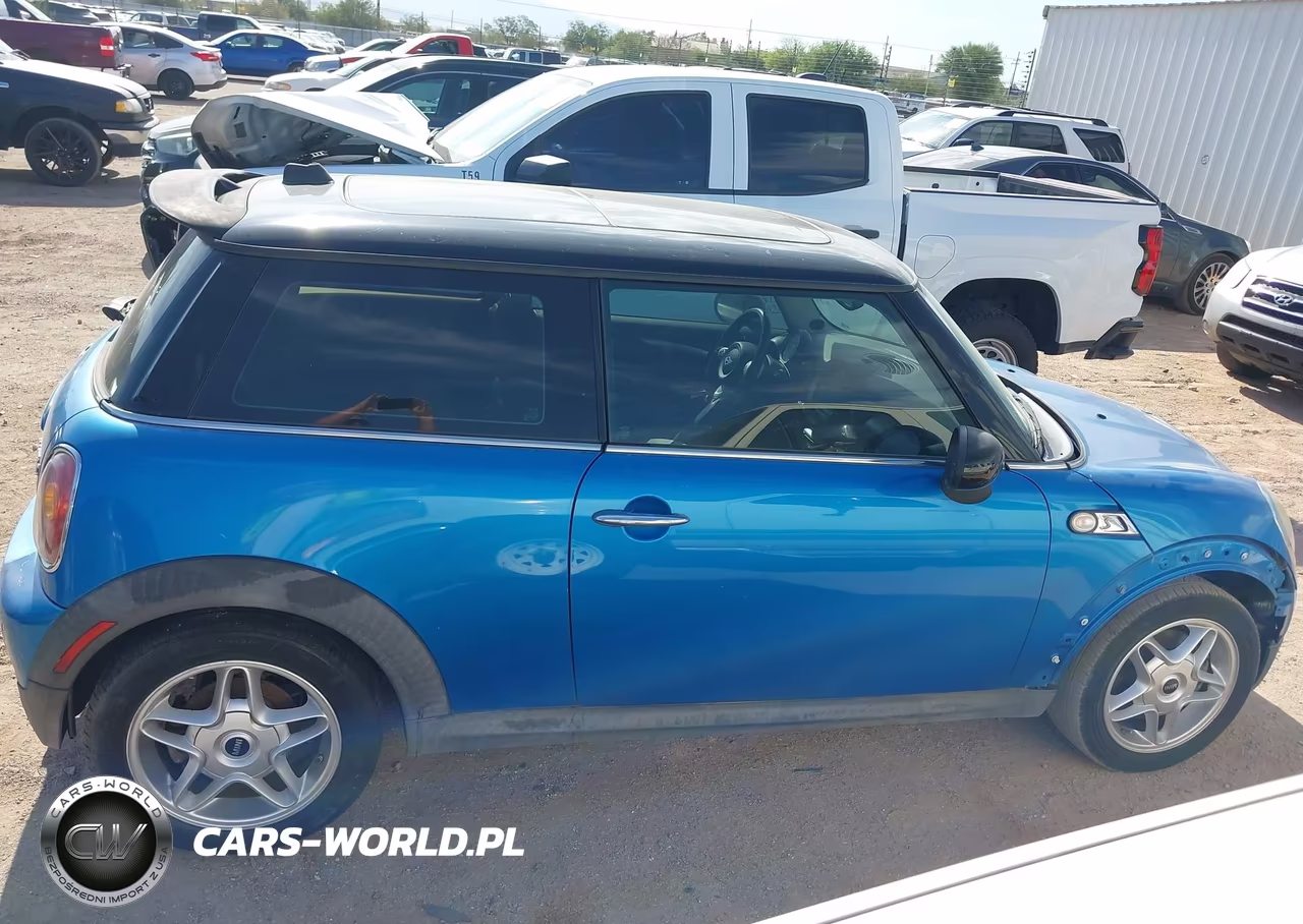 2008 Mini Cooper S VIN:WMWMF73528TV33944 - 14