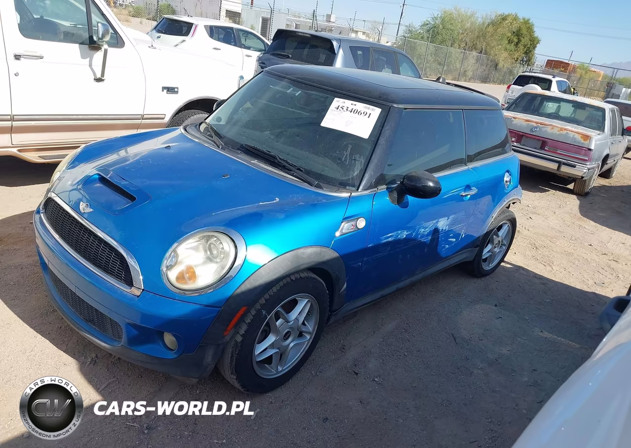2008 Mini Cooper S VIN:WMWMF73528TV33944 - 2