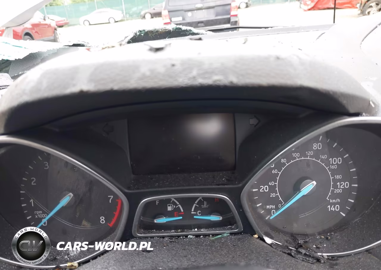 2017 Ford Escape Titanium VIN:1FMCU9JD1HUE42034 - 15